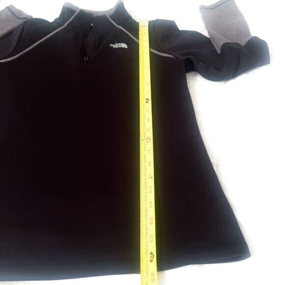 TNF | Cinder 100 1/4 Zip Pullover - Picture 7 of 10